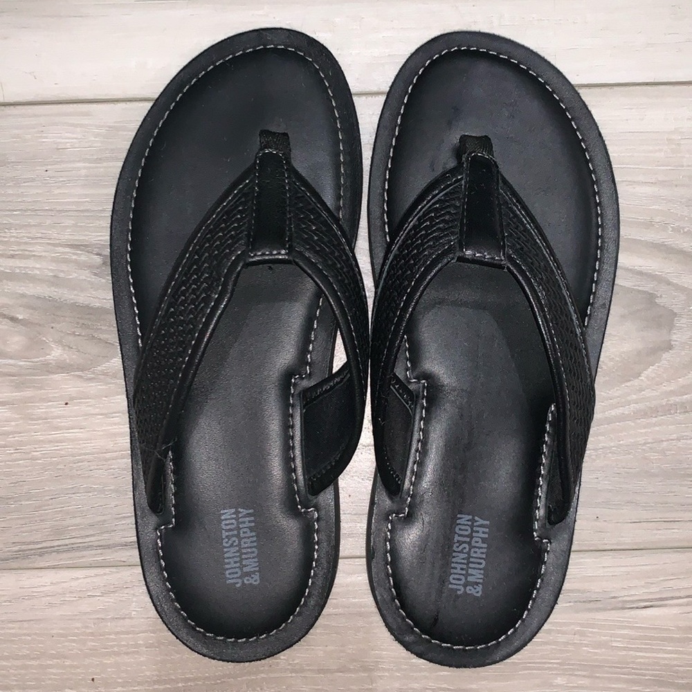 2️⃣ Boys Johnston & Murphy Norris flip flops for kids size 3 New w/o box
